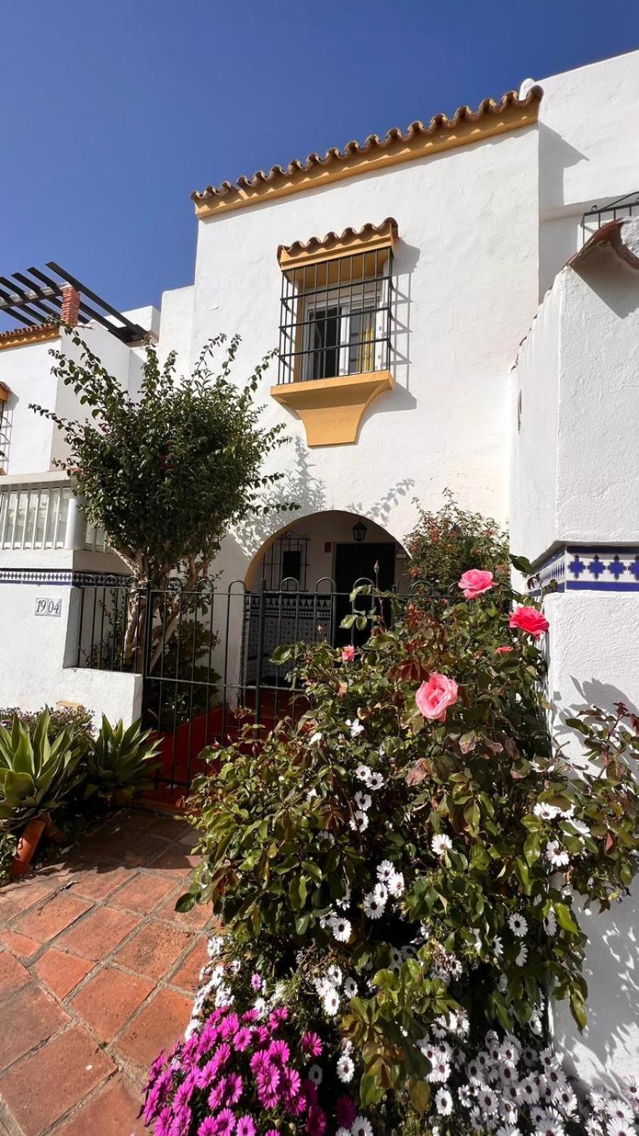 Casa Adosada Marina Playa Y Golf San Luis de Sabinillas Ngoại thất bức ảnh