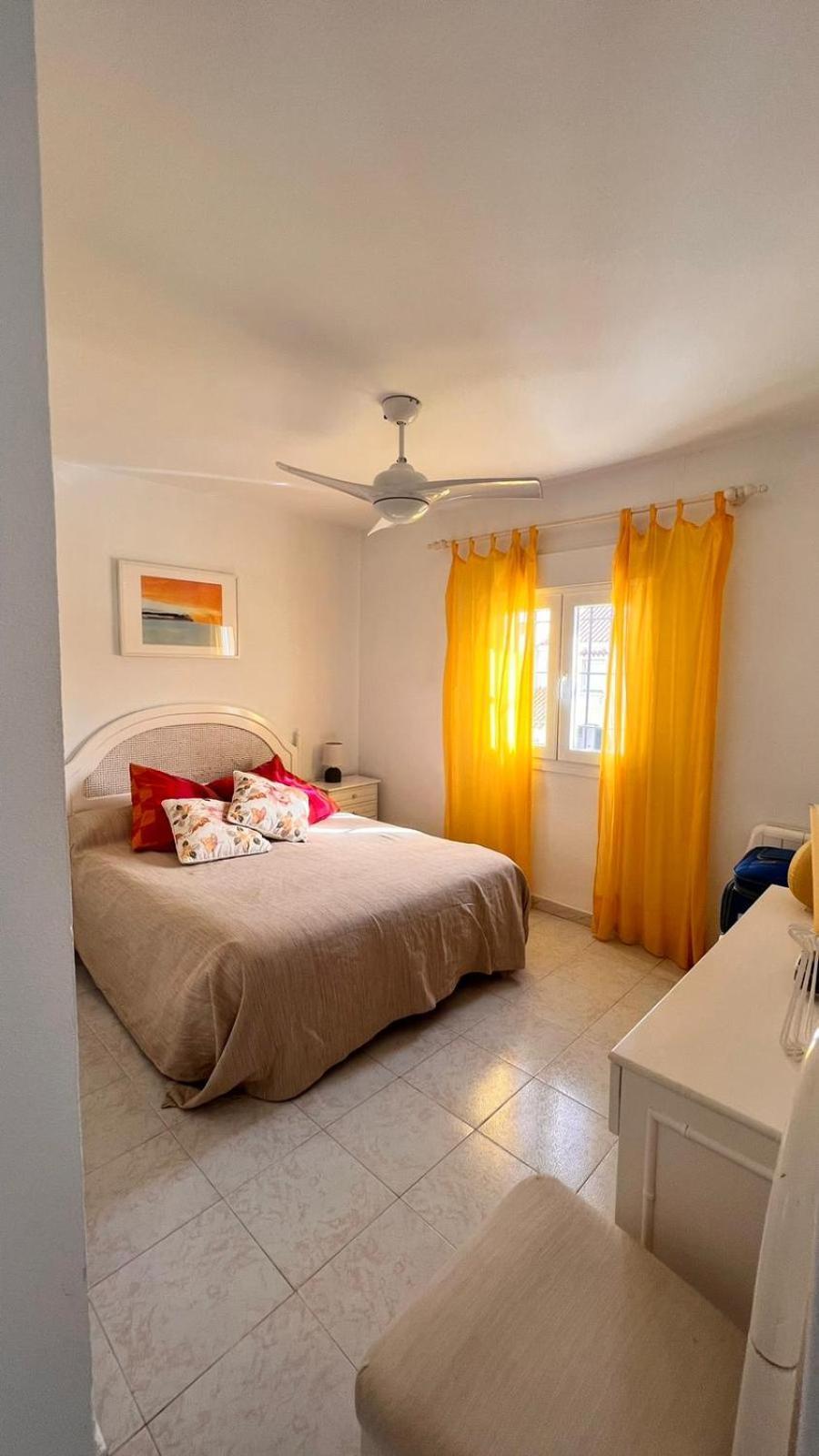 Casa Adosada Marina Playa Y Golf San Luis de Sabinillas Ngoại thất bức ảnh