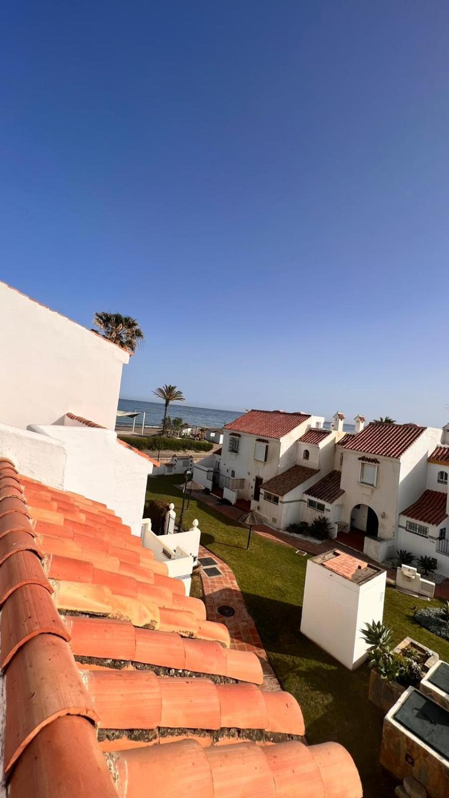 Casa Adosada Marina Playa Y Golf San Luis de Sabinillas Ngoại thất bức ảnh